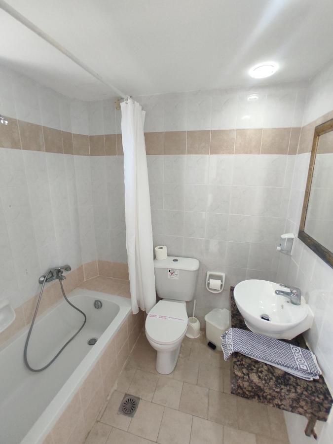 Denny's Hotell 3*